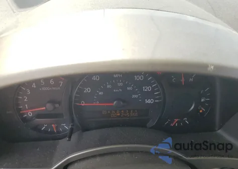 2004 Nissan Titan Xe z USA, uszkodzony, nr VIN 1N6AA07A84N557244